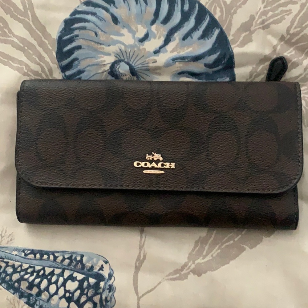 Coach trifold wallet